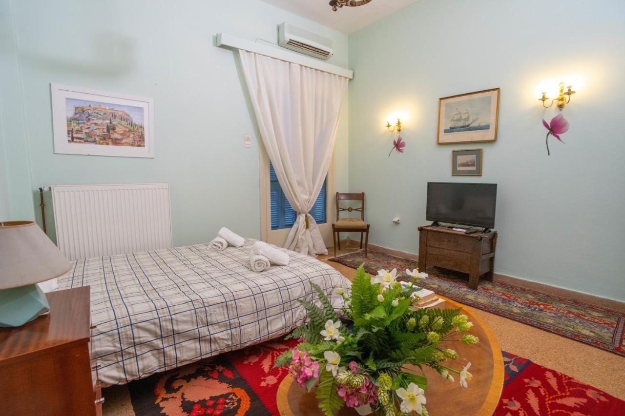 Marina'S Bright Getaway - Nafplio Center House Apartment Exterior photo