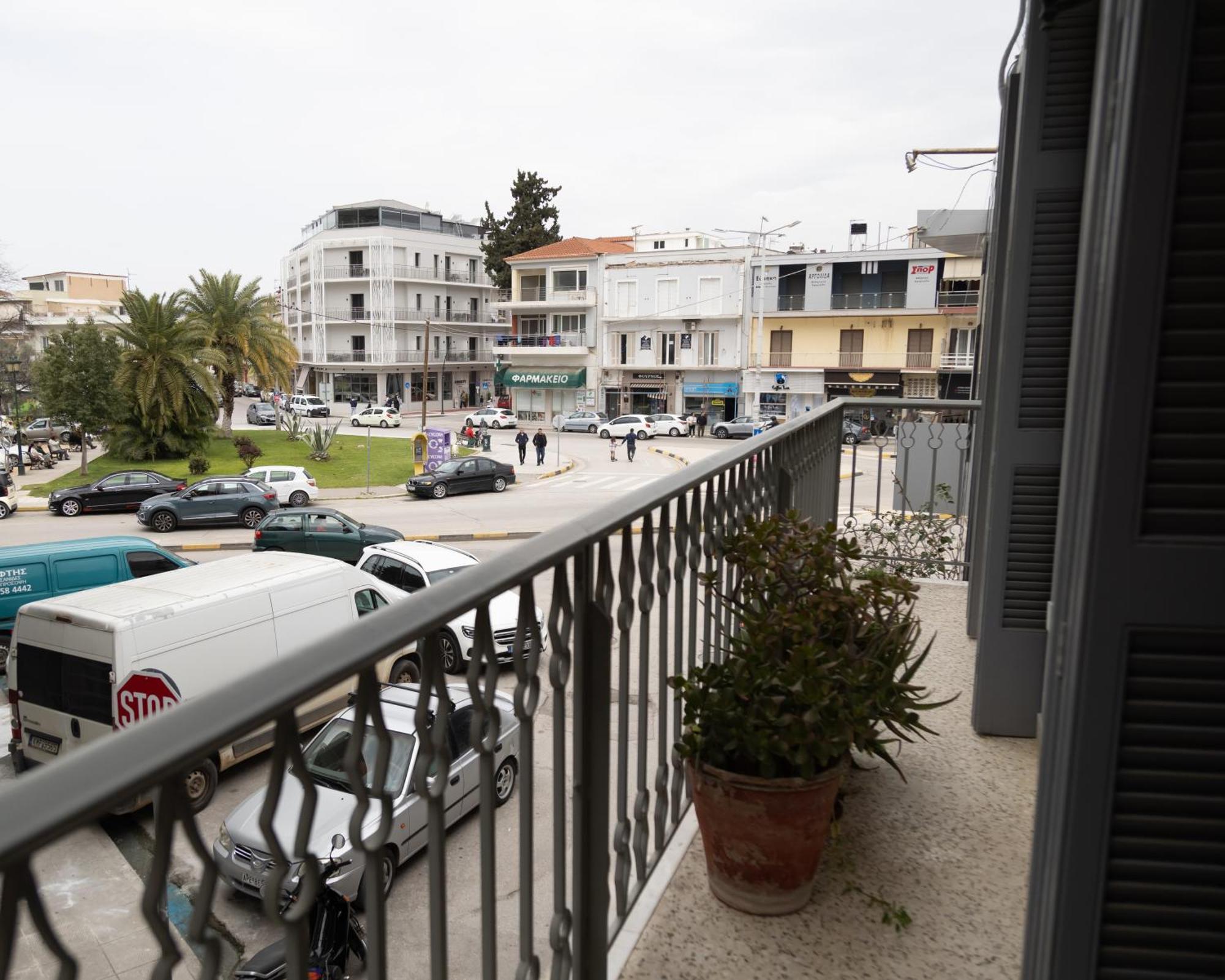 Marina'S Bright Getaway - Nafplio Center House Apartment Exterior photo